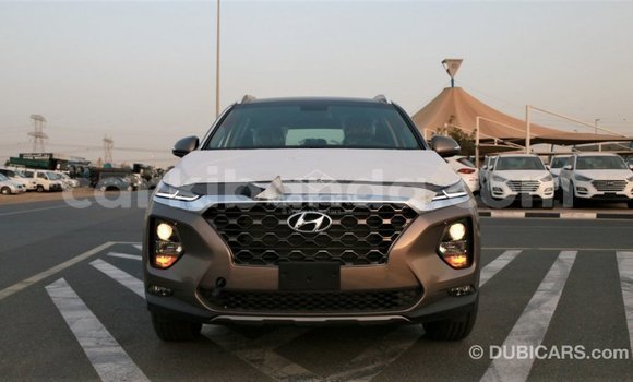 Acheter Import Voiture Hyundai Santa Fe Marron à Import - Dubai, Ouganda Acheter Import Voiture Hyundai Santa Fe Marron à Import - Dubai, Ouganda