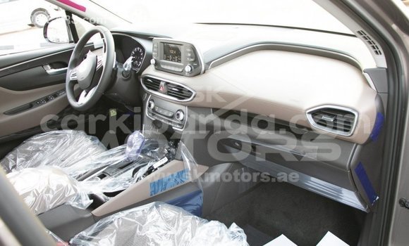Acheter Import Voiture Hyundai Santa Fe Marron à Import - Dubai, Ouganda Acheter Import Voiture Hyundai Santa Fe Marron à Import - Dubai, Ouganda