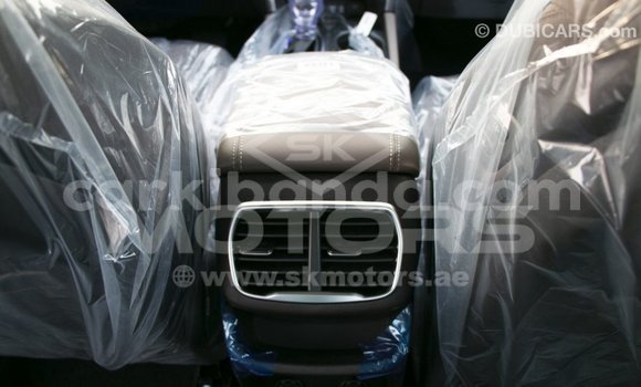 Acheter Import Voiture Hyundai Santa Fe Marron à Import - Dubai, Ouganda Acheter Import Voiture Hyundai Santa Fe Marron à Import - Dubai, Ouganda