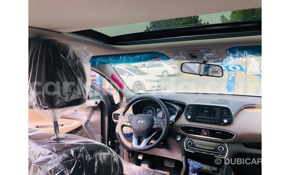 Acheter Import Voiture Hyundai Santa Fe Vert à Import - Dubai, Ouganda Acheter Import Voiture Hyundai Santa Fe Vert à Import - Dubai, Ouganda