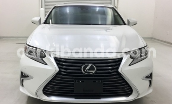 Buy Used Lexus ES 300 White Car in Kampala in Uganda Buy Used Lexus ES 300 White Car in Kampala in Uganda