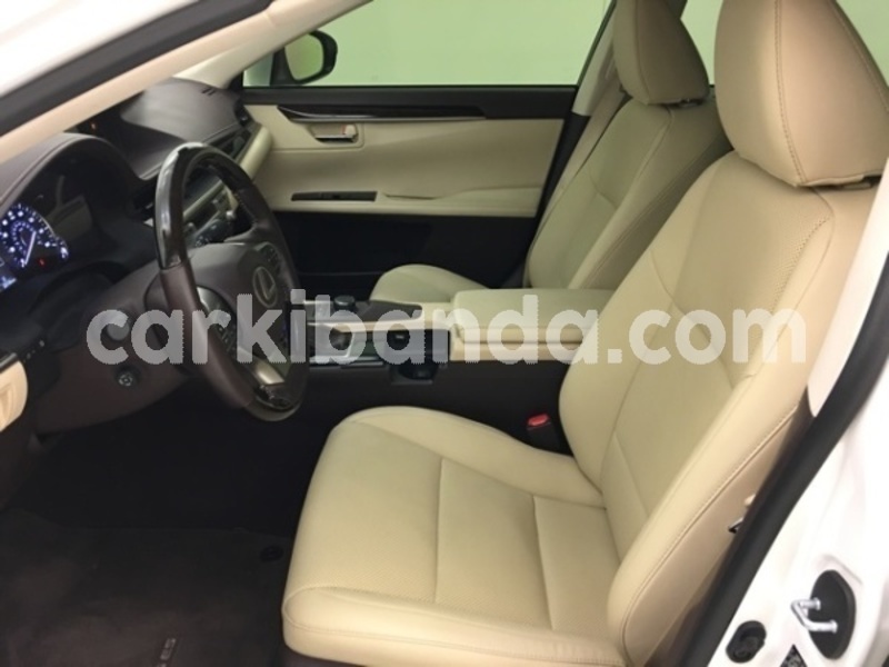 Big with watermark big with watermark 2017 lexus es 350 22