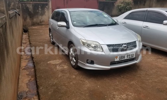 Nunua Ilio tumika Toyota Fielder Fedha Gari ndani ya Kampala nchini Uganda Nunua Ilio tumika Toyota Fielder Fedha Gari ndani ya Kampala nchini Uganda