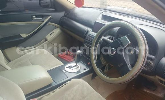Acheter Occasion Voiture Nissan Sentra Bleu à Kampala, Ouganda Acheter Occasion Voiture Nissan Sentra Bleu à Kampala, Ouganda