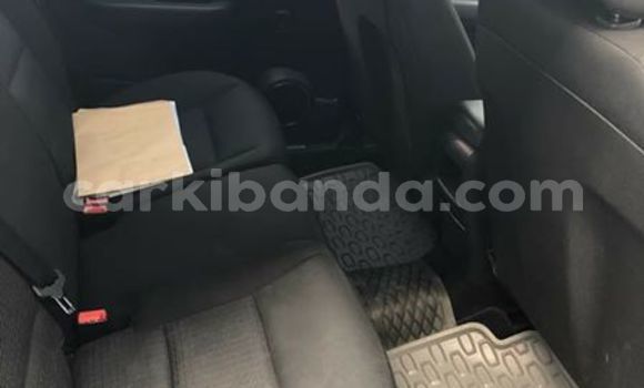 Acheter Occasion Voiture Mercedes‒Benz B–Class Gris à Kampala, Ouganda Acheter Occasion Voiture Mercedes‒Benz B–Class Gris à Kampala, Ouganda