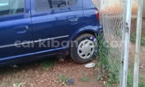 Acheter Occasion Voiture Toyota Vitz Bleu à Kampala, Ouganda Acheter Occasion Voiture Toyota Vitz Bleu à Kampala, Ouganda