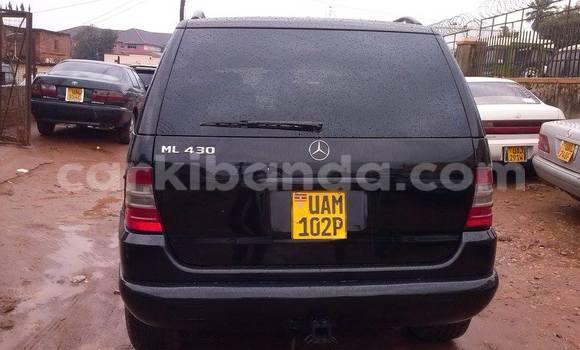 Gura Yakoze Mercedes‒Benz ML–Class Black Imodoka i Arua mu Uganda Gura Yakoze Mercedes‒Benz ML–Class Black Imodoka i Arua mu Uganda