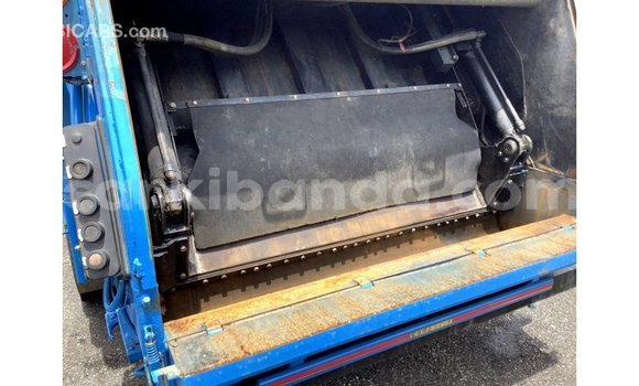 Acheter Import Voiture Mitsubishi i Bleu à Import - Dubai, Ouganda Acheter Import Voiture Mitsubishi i Bleu à Import - Dubai, Ouganda