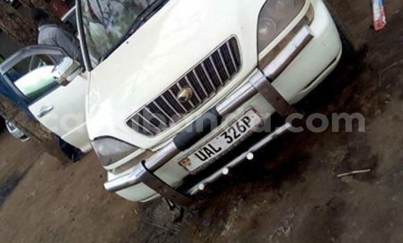 Buy Used Toyota Harrier White Car in Kampala in Uganda Buy Used Toyota Harrier White Car in Kampala in Uganda