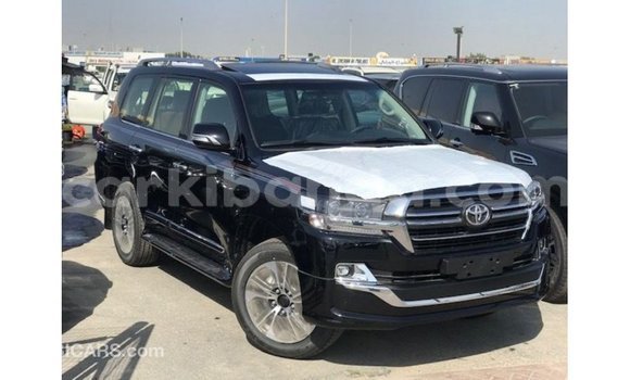 Gura Imported Toyota Land Cruiser Black Imodoka i Import - Dubai mu Uganda Gura Imported Toyota Land Cruiser Black Imodoka i Import - Dubai mu Uganda