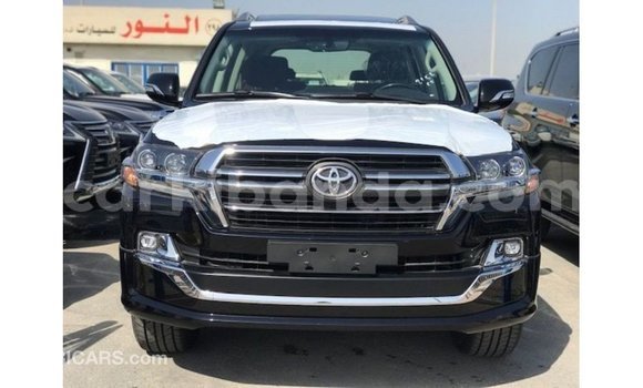 Gura Imported Toyota Land Cruiser Black Imodoka i Import - Dubai mu Uganda Gura Imported Toyota Land Cruiser Black Imodoka i Import - Dubai mu Uganda