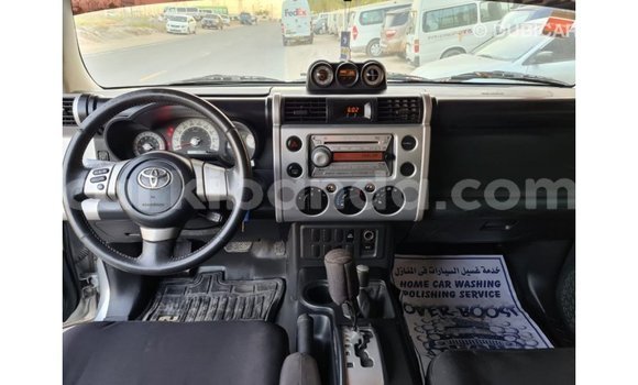 Buy Import Toyota FJ Cruiser Other Car in Import - Dubai in Uganda Buy Import Toyota FJ Cruiser Other Car in Import - Dubai in Uganda