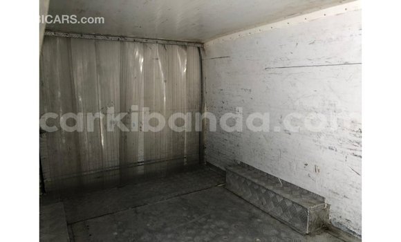 Buy Import Toyota Hiace White Car in Import - Dubai in Uganda Buy Import Toyota Hiace White Car in Import - Dubai in Uganda