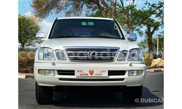 Acheter Import Voiture Lexus LX Blanc à Import - Dubai, Ouganda Acheter Import Voiture Lexus LX Blanc à Import - Dubai, Ouganda