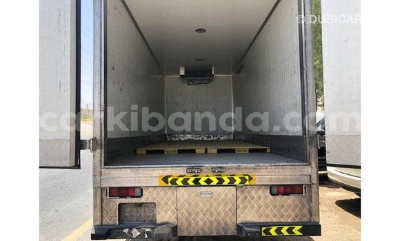 Acheter Import Voiture Mitsubishi i Blanc à Import - Dubai, Ouganda Acheter Import Voiture Mitsubishi i Blanc à Import - Dubai, Ouganda