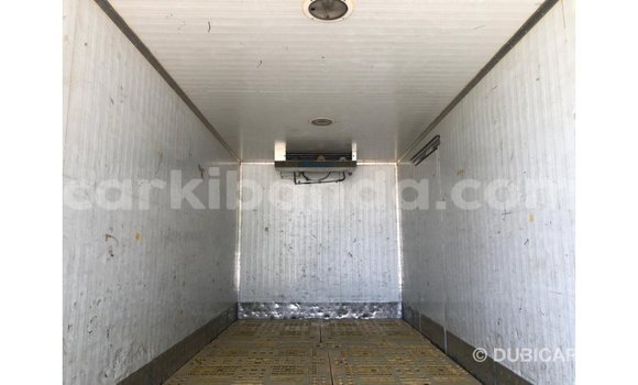 Acheter Import Voiture Mitsubishi i Blanc à Import - Dubai, Ouganda Acheter Import Voiture Mitsubishi i Blanc à Import - Dubai, Ouganda