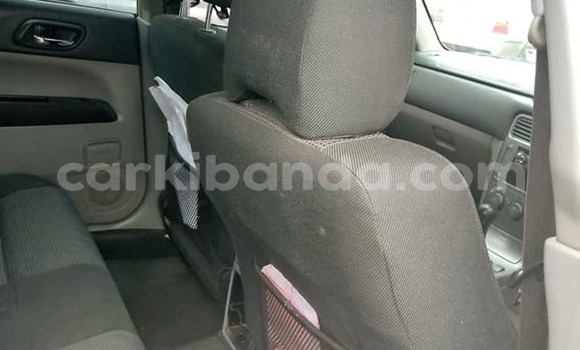 Acheter Occasion Voiture Subaru Forester Gris à Kampala, Ouganda Acheter Occasion Voiture Subaru Forester Gris à Kampala, Ouganda