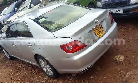 Acheter Occasion Voiture Toyota Mark X Gris à Kampala, Ouganda