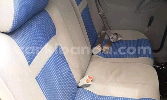 Acheter Occasion Voiture Volkswagen Golf Bleu à Kampala, Ouganda Acheter Occasion Voiture Volkswagen Golf Bleu à Kampala, Ouganda