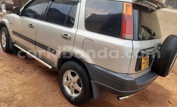 Buy Used Honda CR–V Silver Car in Kampala in Uganda Buy Used Honda CR–V Silver Car in Kampala in Uganda