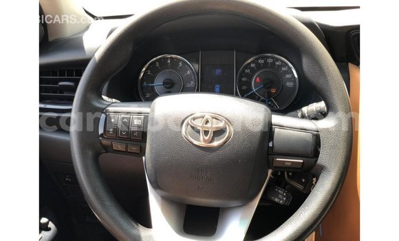Buy Import Toyota Fortuner White Car in Import - Dubai in Uganda Buy Import Toyota Fortuner White Car in Import - Dubai in Uganda