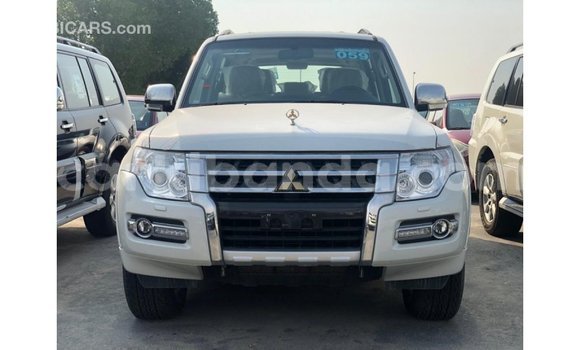 Buy Import Mitsubishi Pajero Black Car in Import - Dubai in Uganda Buy Import Mitsubishi Pajero Black Car in Import - Dubai in Uganda