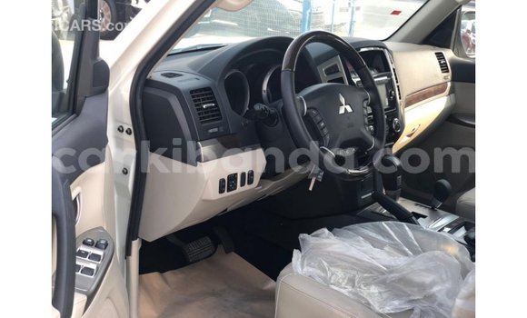 Buy Import Mitsubishi Pajero Black Car in Import - Dubai in Uganda Buy Import Mitsubishi Pajero Black Car in Import - Dubai in Uganda
