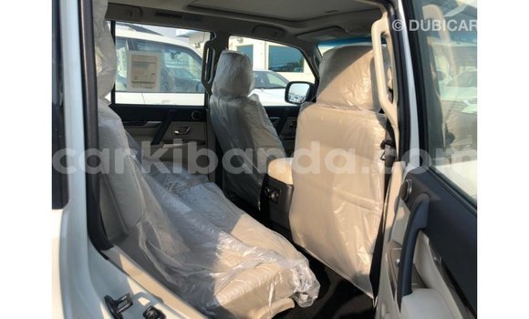 Buy Import Mitsubishi Pajero Black Car in Import - Dubai in Uganda Buy Import Mitsubishi Pajero Black Car in Import - Dubai in Uganda
