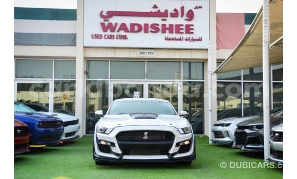Gura Imported Ford Mustang White Imodoka i Import - Dubai mu Uganda Gura Imported Ford Mustang White Imodoka i Import - Dubai mu Uganda