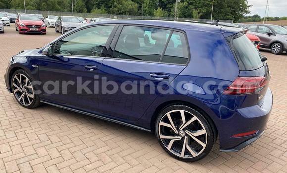 Gura Yakoze Volkswagen Golf GTI Blue Imodoka i Kampala mu Uganda Gura Yakoze Volkswagen Golf GTI Blue Imodoka i Kampala mu Uganda