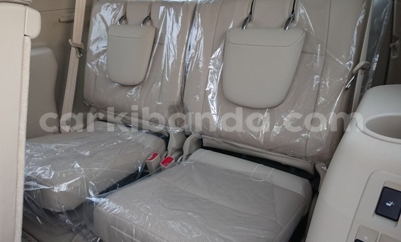 Buy Used Toyota Land Cruiser White Car in Kampala in Uganda Buy Used Toyota Land Cruiser White Car in Kampala in Uganda