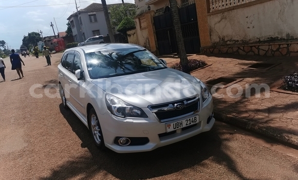 Gura Yakoze Subaru Legacy White Imodoka i Jinja mu Uganda Gura Yakoze Subaru Legacy White Imodoka i Jinja mu Uganda