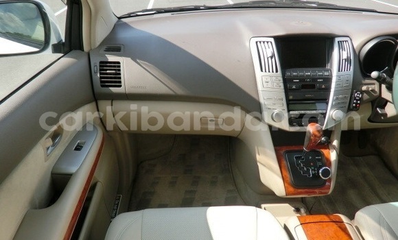 Buy Used Toyota Harrier White Car in Kampala in Uganda Buy Used Toyota Harrier White Car in Kampala in Uganda