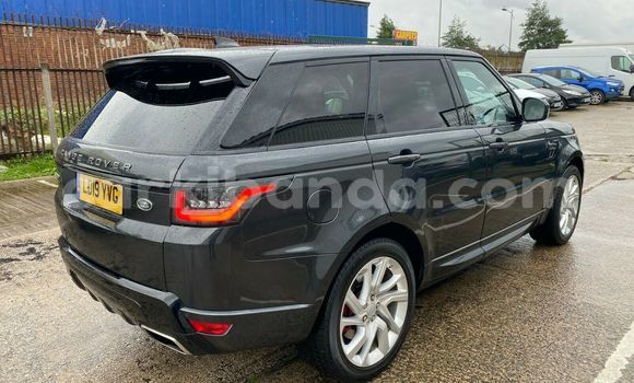 Gura Yakoze Land Rover Range Rover Sport Black Imodoka i Kampala mu Uganda Gura Yakoze Land Rover Range Rover Sport Black Imodoka i Kampala mu Uganda