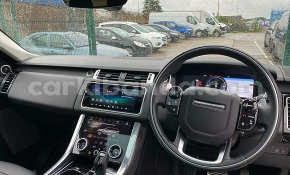 Gura Yakoze Land Rover Range Rover Sport Black Imodoka i Kampala mu Uganda Gura Yakoze Land Rover Range Rover Sport Black Imodoka i Kampala mu Uganda