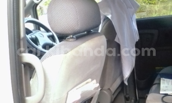 Buy Used Nissan Serena White Car in Kampala in Uganda Buy Used Nissan Serena White Car in Kampala in Uganda