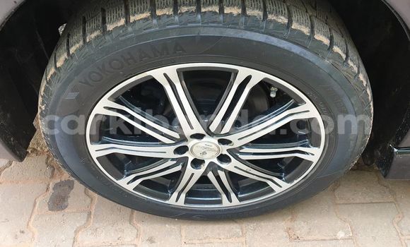 Gura Yakoze Subaru Legacy Black Imodoka i Kampala mu Uganda Gura Yakoze Subaru Legacy Black Imodoka i Kampala mu Uganda