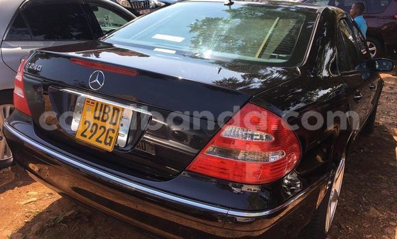 Gura Yakoze Mercedes‒Benz E–Class Black Imodoka i Kampala mu Uganda Gura Yakoze Mercedes‒Benz E–Class Black Imodoka i Kampala mu Uganda