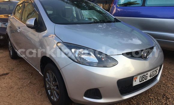 Gura Yakoze Mazda Demio Silver Imodoka i Kampala mu Uganda Gura Yakoze Mazda Demio Silver Imodoka i Kampala mu Uganda