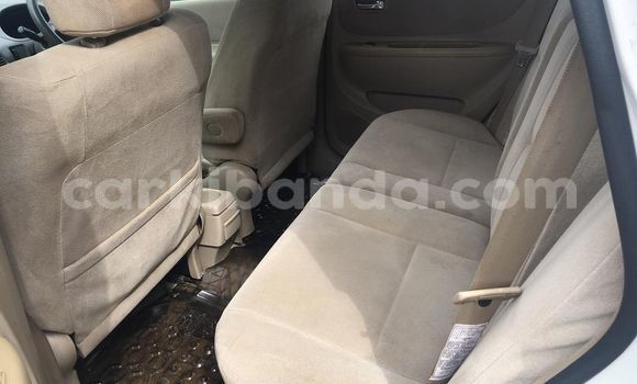 Gura Yakoze Toyota Spade White Imodoka i Kampala mu Uganda Gura Yakoze Toyota Spade White Imodoka i Kampala mu Uganda