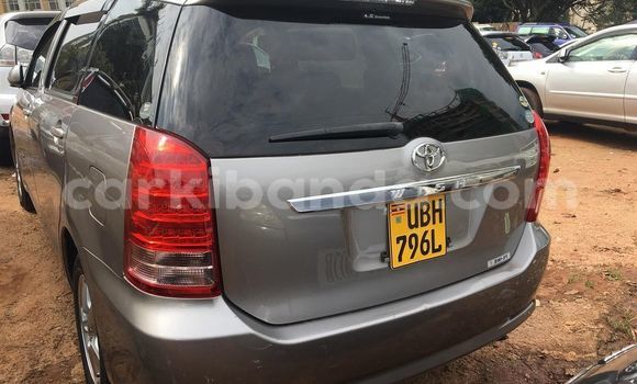 Gura Yakoze Toyota Wish Other Imodoka i Kampala mu Uganda Gura Yakoze Toyota Wish Other Imodoka i Kampala mu Uganda