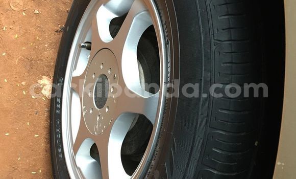 Gura Yakoze Toyota Premio Beige Imodoka i Kampala mu Uganda Gura Yakoze Toyota Premio Beige Imodoka i Kampala mu Uganda