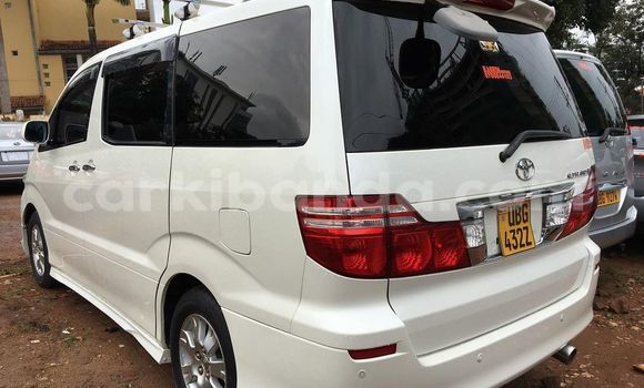 Gura Yakoze Toyota Alphard White Imodoka i Kampala mu Uganda Gura Yakoze Toyota Alphard White Imodoka i Kampala mu Uganda