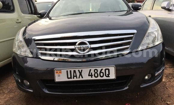 Gura Yakoze Nissan Teana Black Imodoka i Kampala mu Uganda Gura Yakoze Nissan Teana Black Imodoka i Kampala mu Uganda