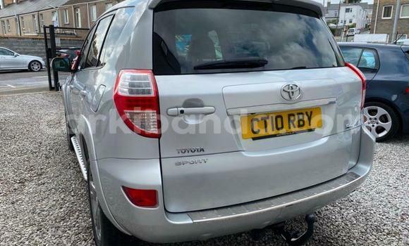 Buy Used Toyota RAV4 Beige Car in Kampala in Uganda Buy Used Toyota RAV4 Beige Car in Kampala in Uganda