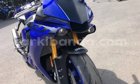 Nunua Ilio tumika Yamaha R1 Bluu Bike ndani ya Kampala nchini Uganda Nunua Ilio tumika Yamaha R1 Bluu Bike ndani ya Kampala nchini Uganda