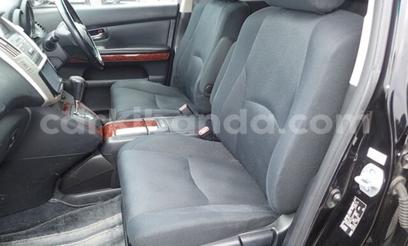 Gura Imported Toyota Harrier Black Imodoka i Kampala mu Uganda Gura Imported Toyota Harrier Black Imodoka i Kampala mu Uganda