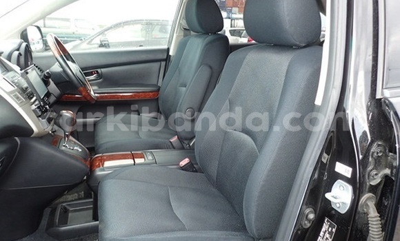 Gura Imported Toyota Harrier Black Imodoka i Kampala mu Uganda Gura Imported Toyota Harrier Black Imodoka i Kampala mu Uganda