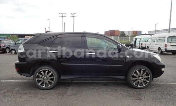 Gura Imported Toyota Harrier Black Imodoka i Kampala mu Uganda Gura Imported Toyota Harrier Black Imodoka i Kampala mu Uganda