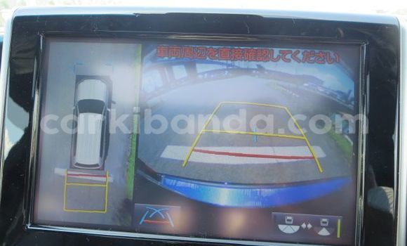 Nunua Ilio tumika Toyota Land Cruiser Nyeusi Gari ndani ya Kampala nchini Uganda Nunua Ilio tumika Toyota Land Cruiser Nyeusi Gari ndani ya Kampala nchini Uganda